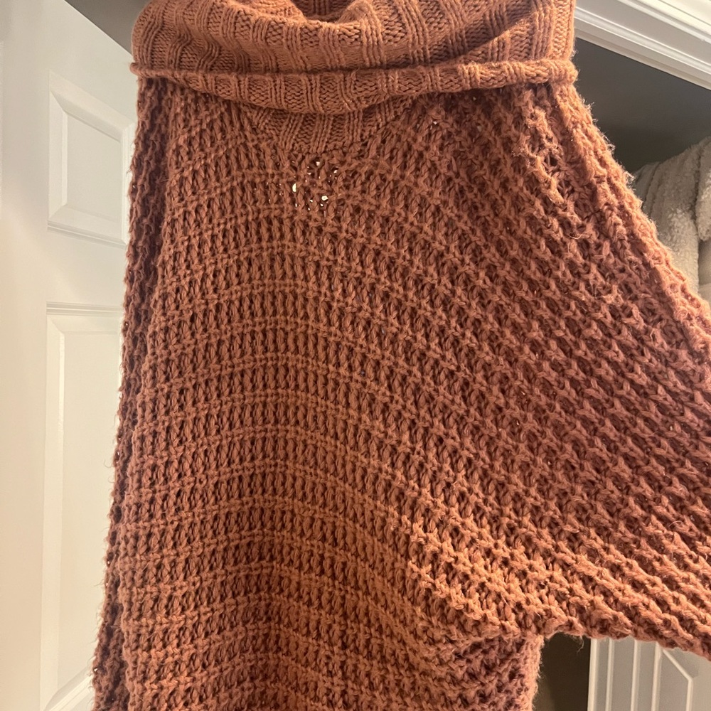 Express Rust Turtle Neck Sweater - Picture 2 of 3